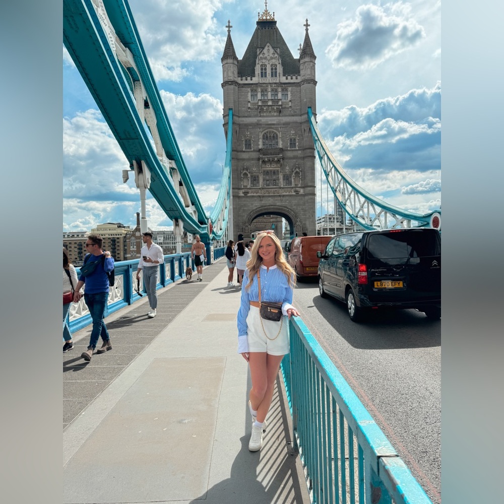 Meet your Posher, Megan